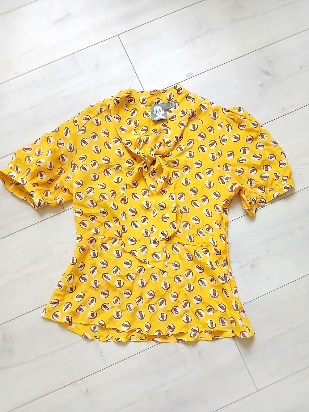 Yellow 100%  Silk Blouse with owls, with bow at the front,zipper on side,  XS-S